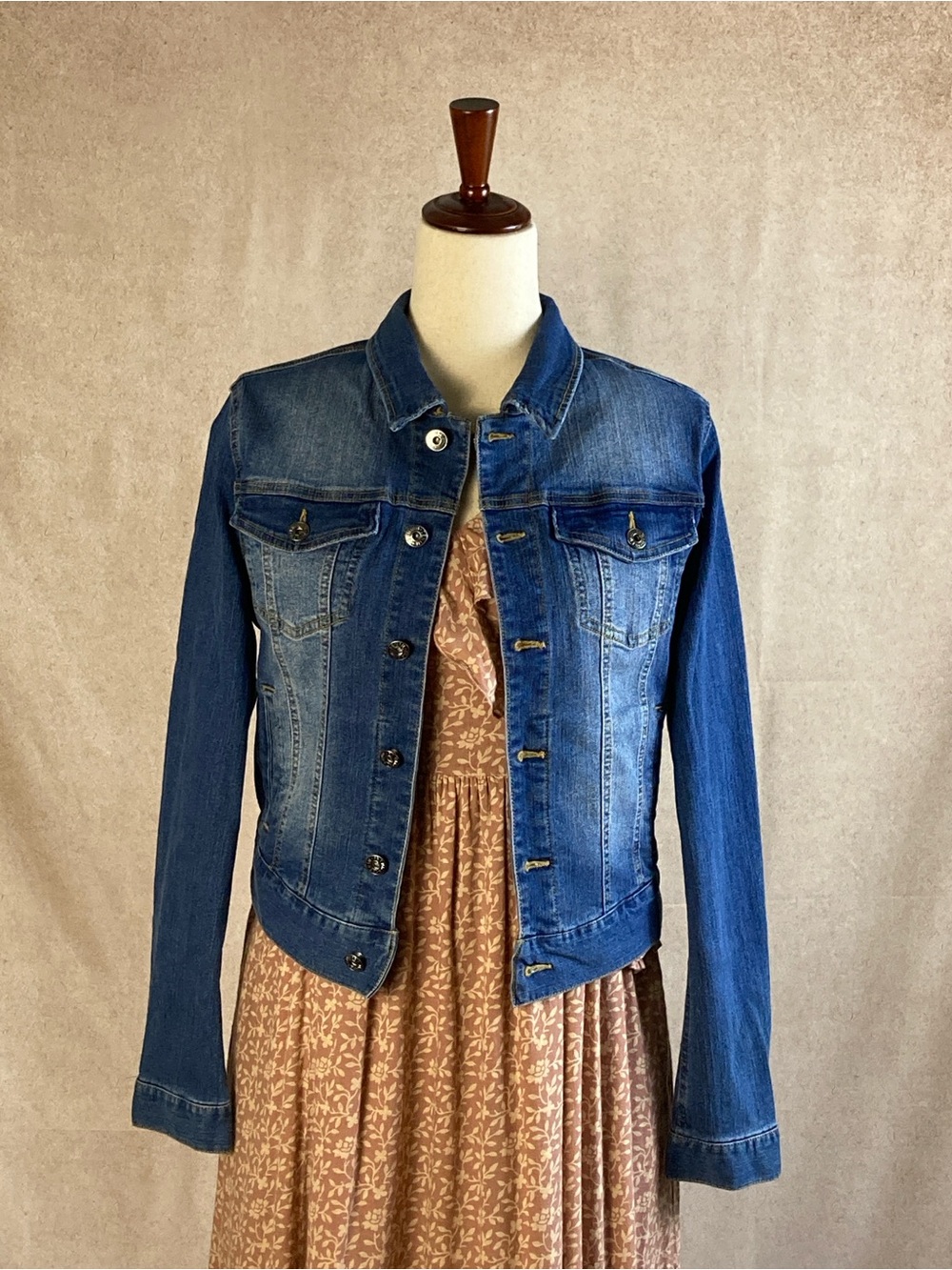Women's Classic Western Stonewashed Blue Jean Jacket, Petite Small, NWOT